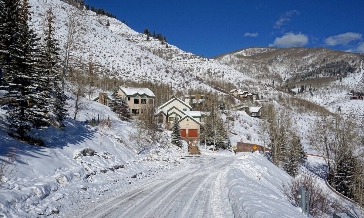 Vail House | Panoramic View !Monthly Rentals Available! Private Elevator, Great Outdoor Space