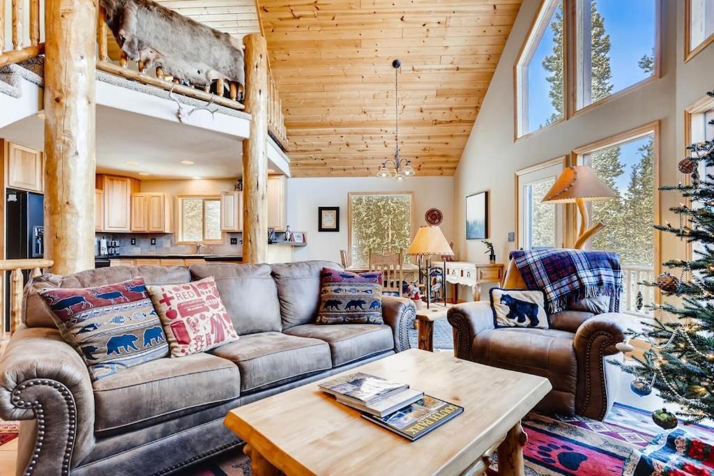 Valley of the Sun House | Perfect Luxury Getaway in the Mountains - Halcyon