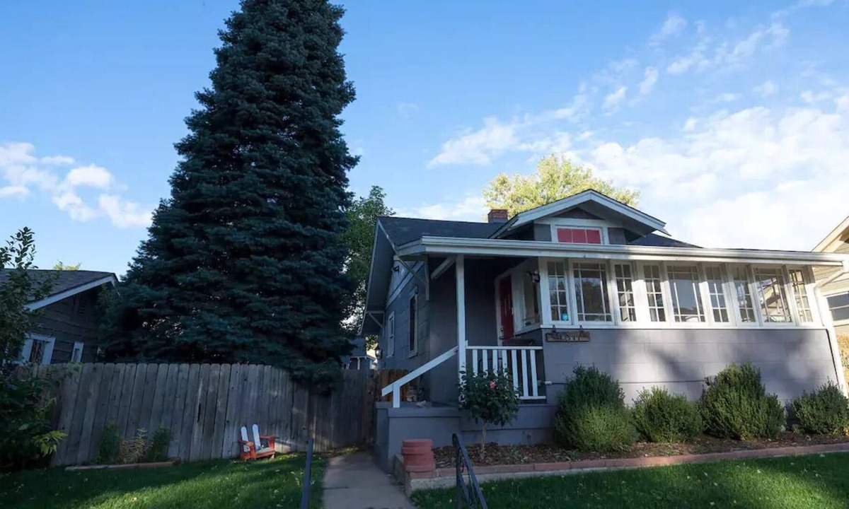 Berkeley House | Pet Friendly, Family Friendly near Tennyson Art District