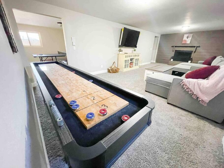 Briargate House | PET FRIENDLY/PING PONG/GAME ROOM!FAMILY GATHERING