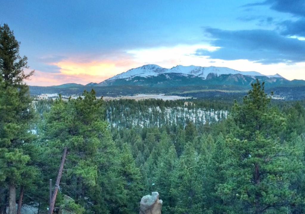 Woodland Park Bed & Breakfast | Pikes Peak Paradise Bed and Breakfast