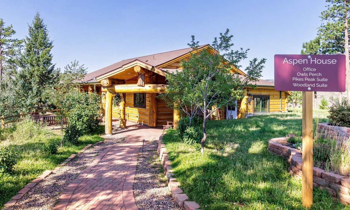 Woodland Park Apartment | Pikes Peak Ranch - Owl's Perch Cabin