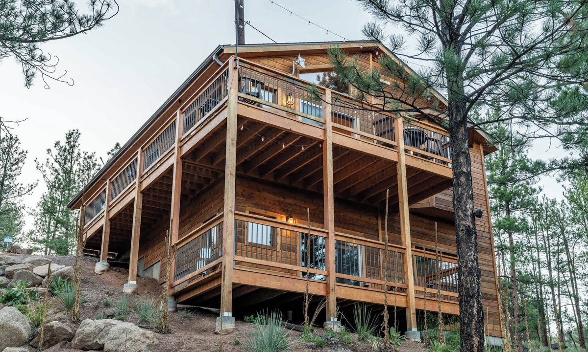 Pine House | ‼️Pine Paradise Cabin‼️ | Cozy, Serene, Wildlife