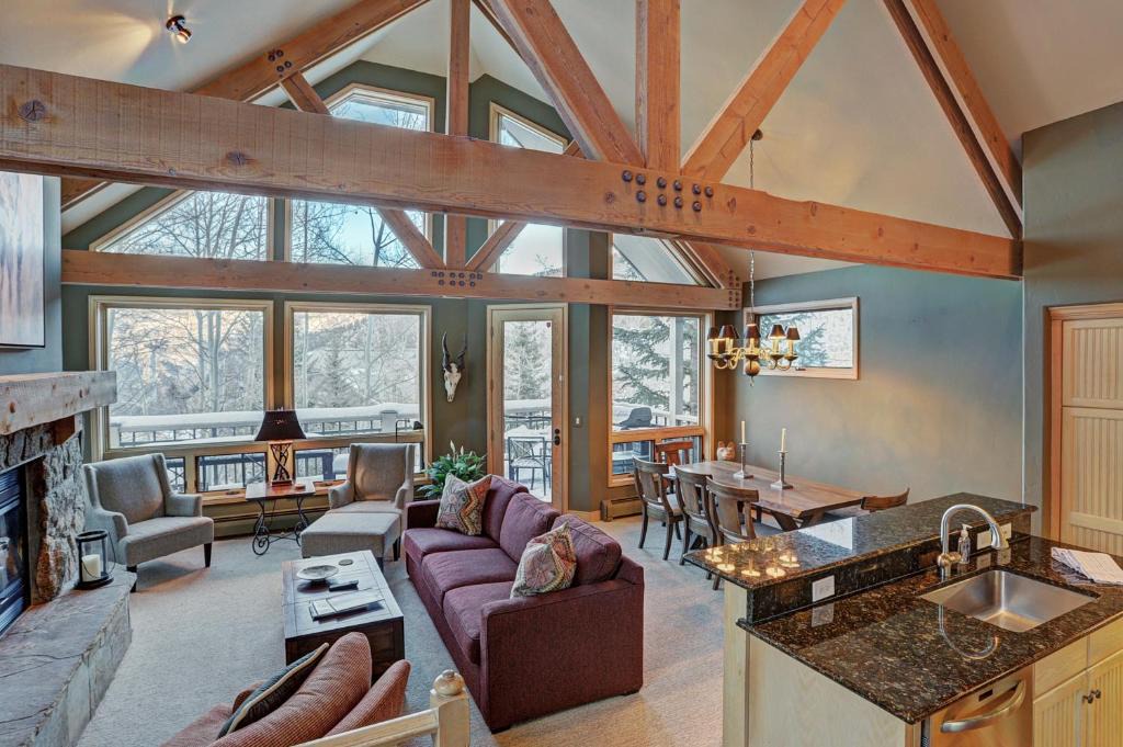 Beaver Creek House | Pines TH01