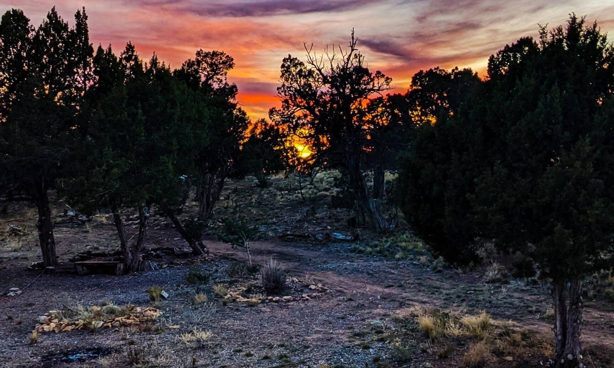 Cortez RV Rental | PRIMITIVE CAMPING W/VIEWS OF MESA VERDE NATIONAL PARK & SLEEPING UTE