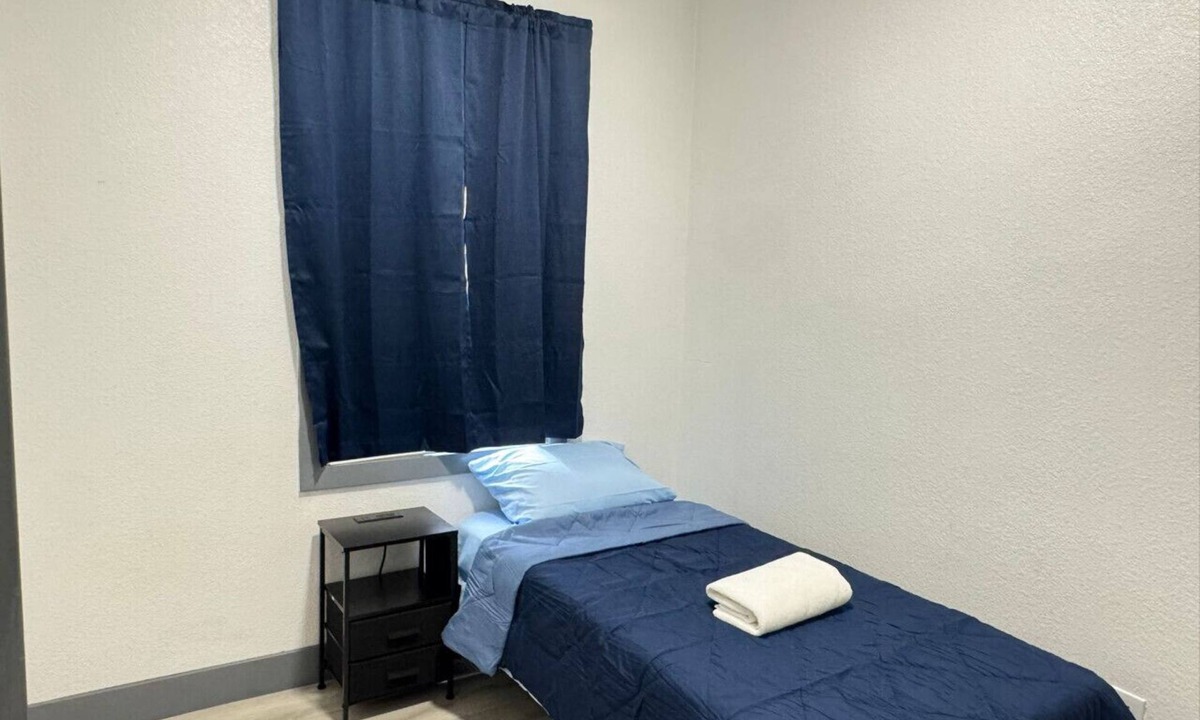 Barnum West House | Private Rooms near Downtown Denver & Lake (Room 1)
