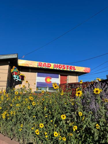 Central Colorado Springs Hostel | RAD Hostel