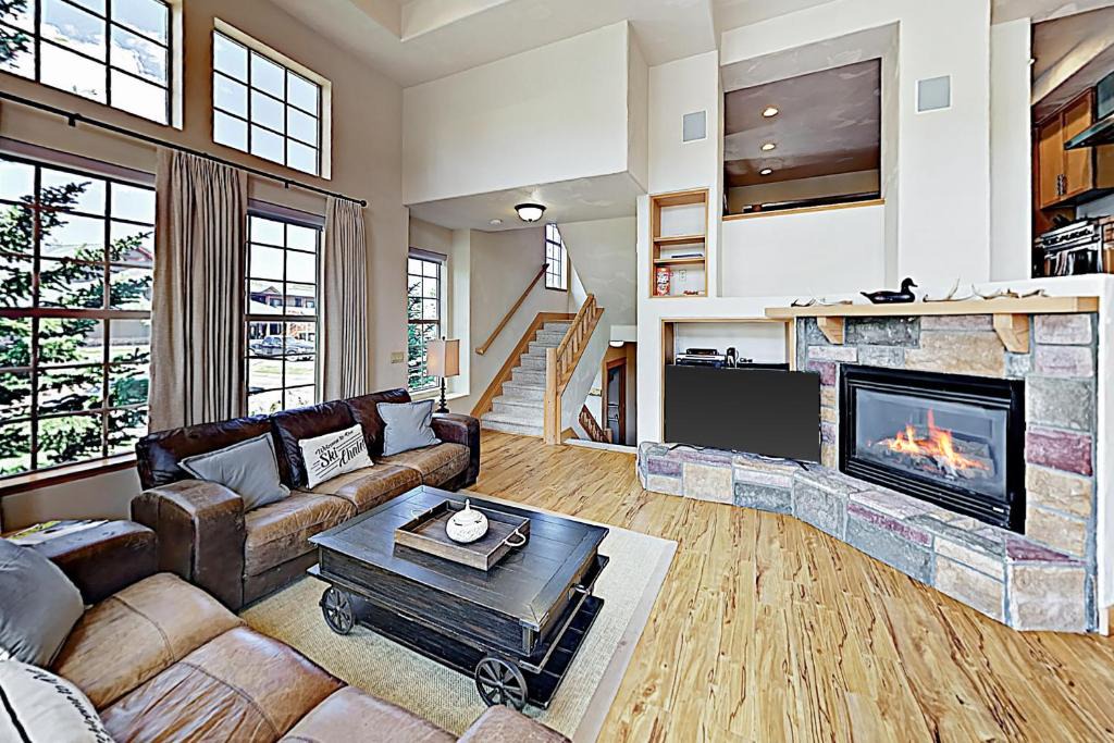 Winter Park House | Red Quill Village