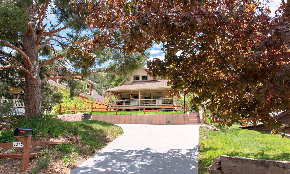 Glenwood Springs House | Relax near Glenwood Hot Springs -15 min walk