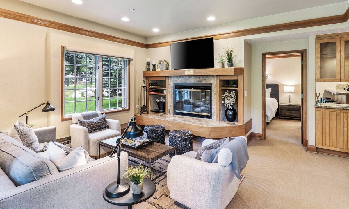 Beaver Creek Condo | Relaxing Slopeside Suite