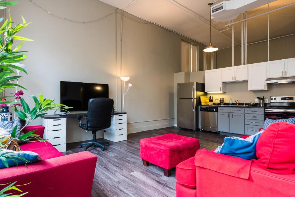 Downtown Denver Hotel | Renu Denver - Relax, Revive, Renew