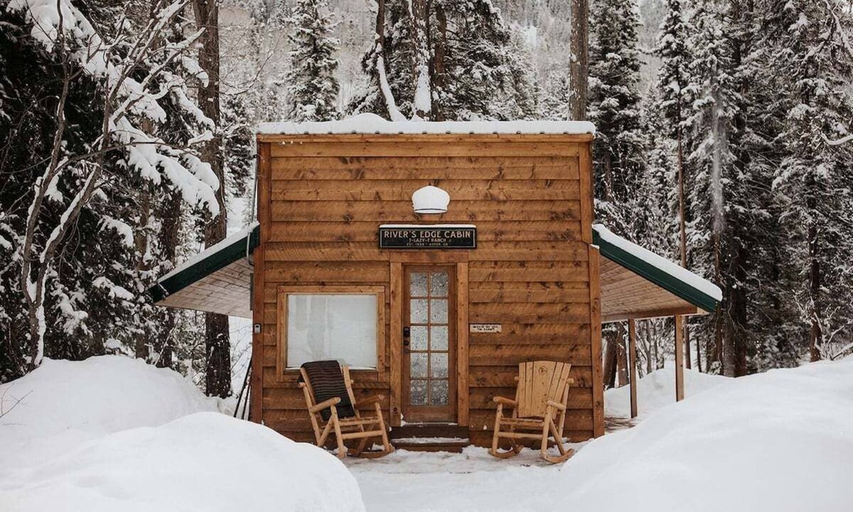 Aspen Cabin | River's Edge | Experience Maroon Bells @ T-Lazy 7