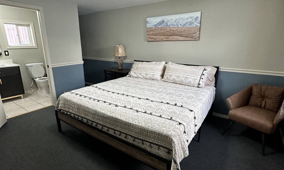 Walden Hotel | Room 14 Caribou Crossing Motel