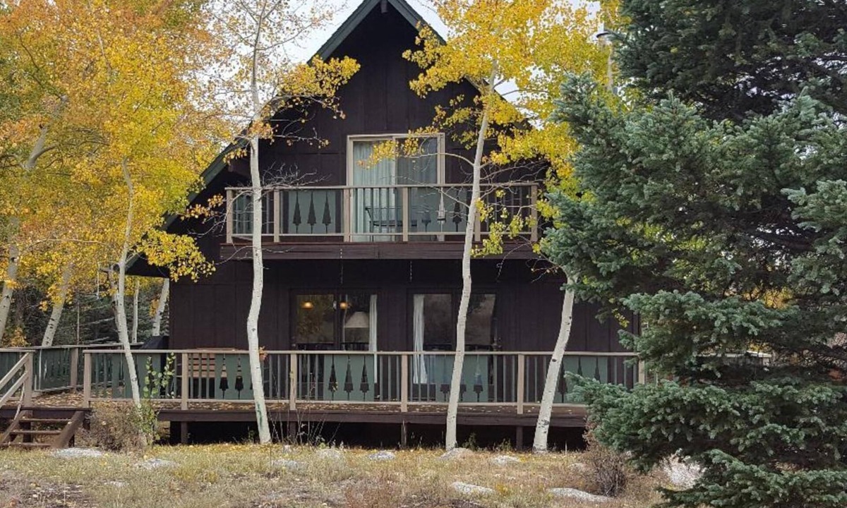 Nathrop Cabin | Rushing Creek w/Mountain Views! Perfect Cabin for Family/Couples Getaways!