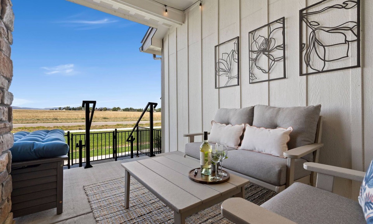 Loveland House | Scenic Mountain Retreat Golf, Pickleball, Relax