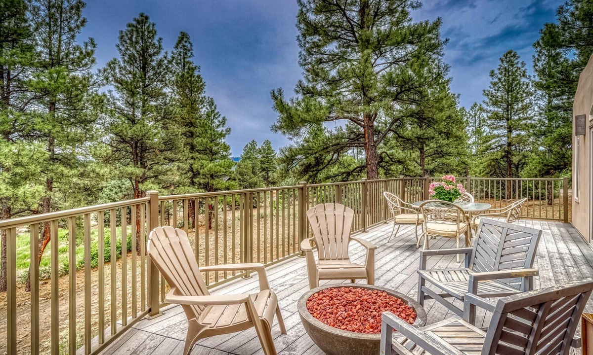 Pagosa Springs House | See Fall's Changing Colors! Villa Del Sol: Luxury Mountain Views, Hot Tub, Firepit, Near Downtown!