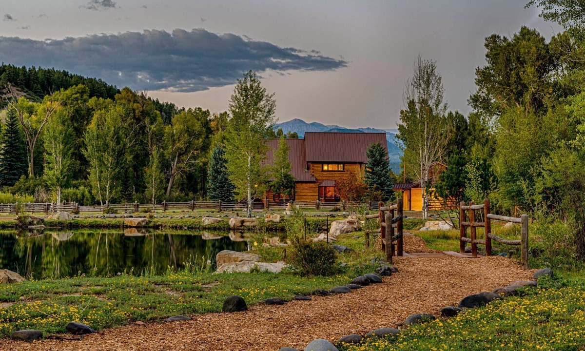 Pagosa Springs House | See Fall's Changing Colors! Riverfront Escape w/Hot Tub, Pond, Fire Pit, Stables, River Access!