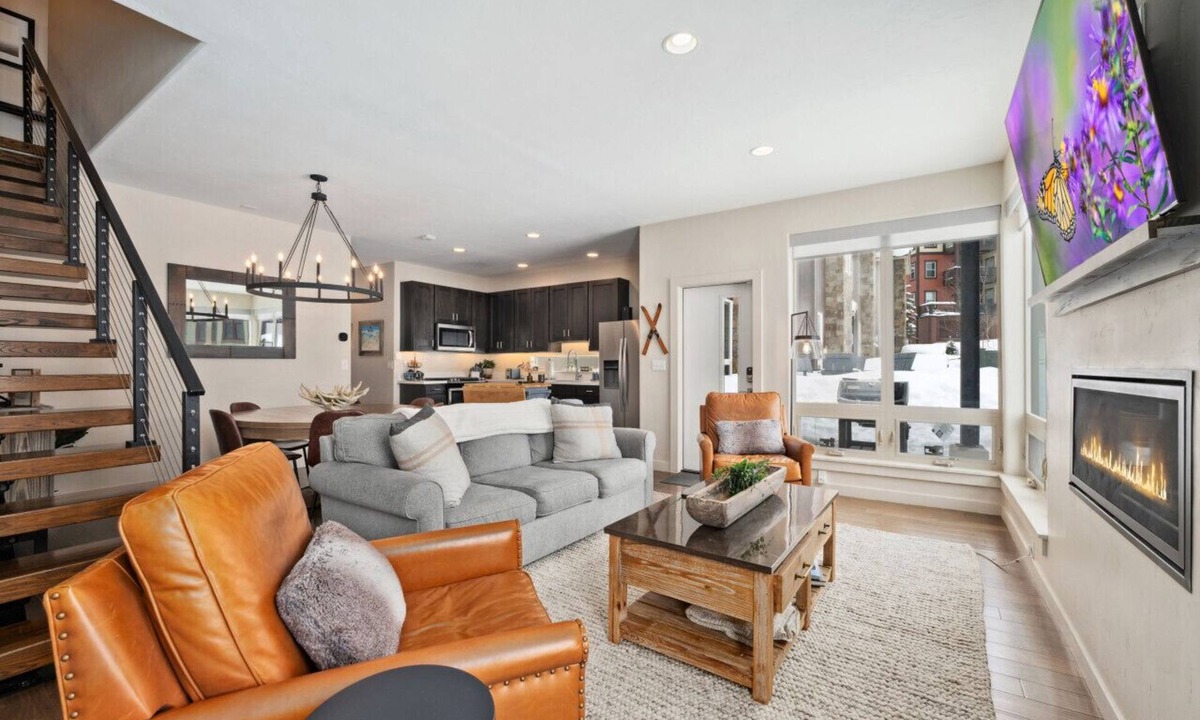 Silvercreek House | Ski-In/Ski-Out, 3BD/3BA, 2 Story w/Garage, by Pool