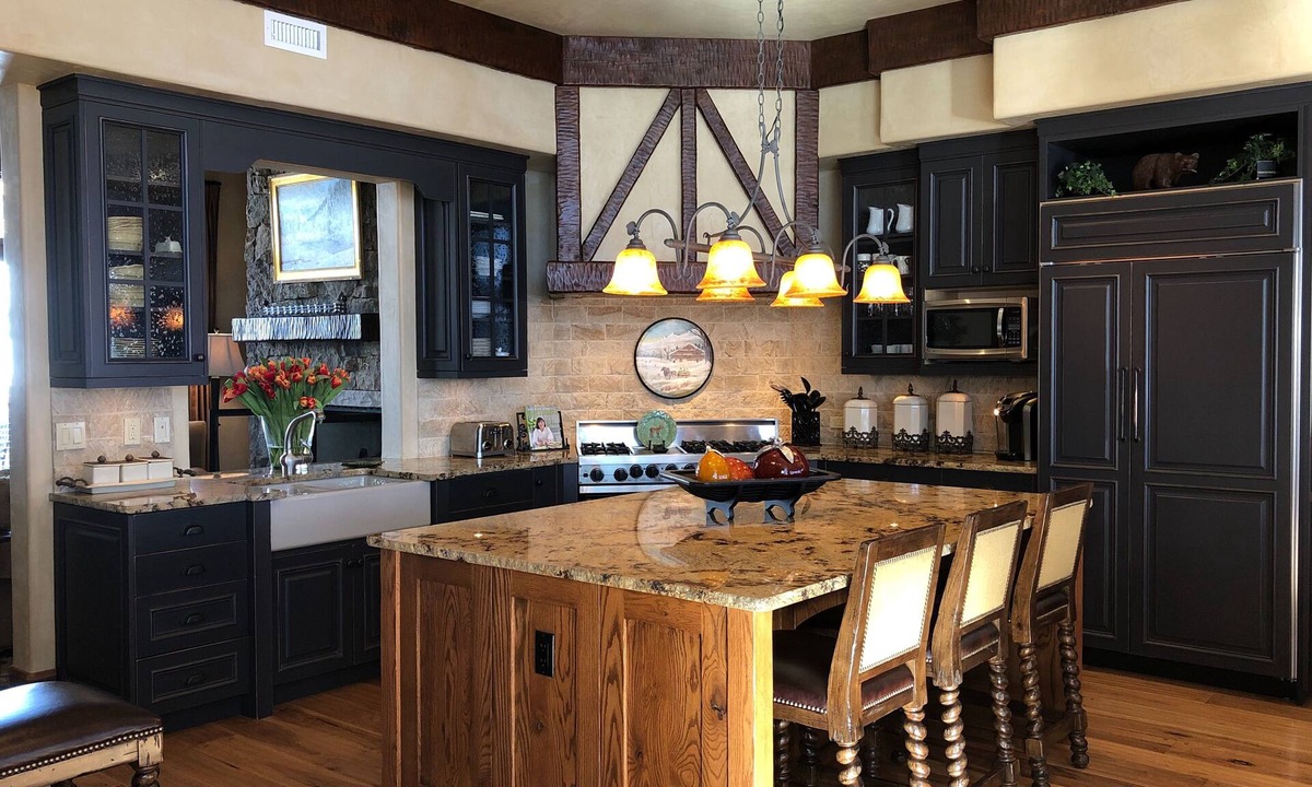 Village Walk House | SKI-IN SKI-OUT LUXURY Town Home! Walk to Beaver Creek Village with Hot Tub!
