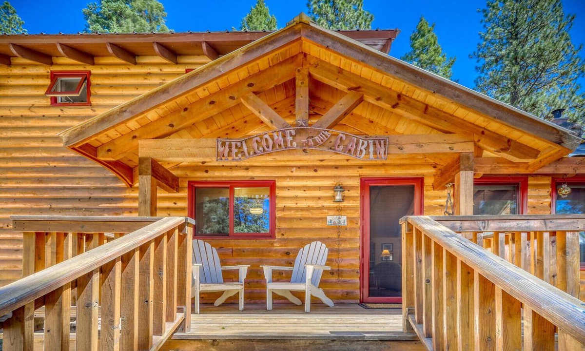 Bayfield Cabin | Slice of heaven! nn Log home w/huge deck & outstanding views on 7 acres w/creek