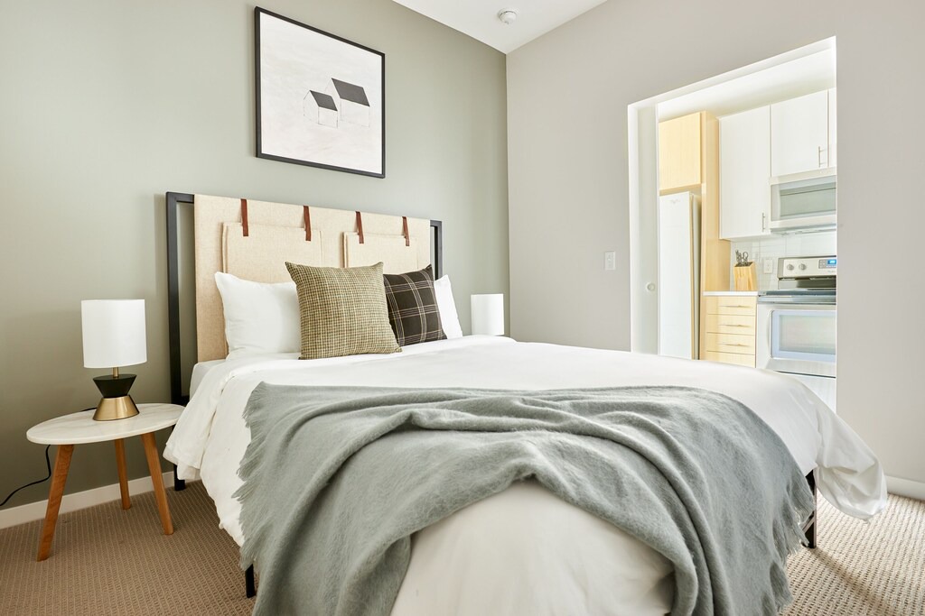 University Park Apartment | Sonder | University Park | Sleek 1BR + Balcony