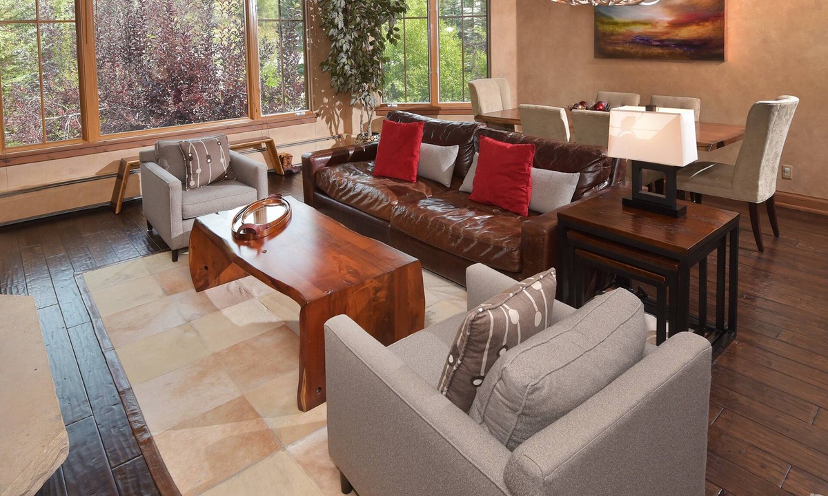 Beaver Creek Condo | Spacious Condo with ski-in access | Hot Tub access