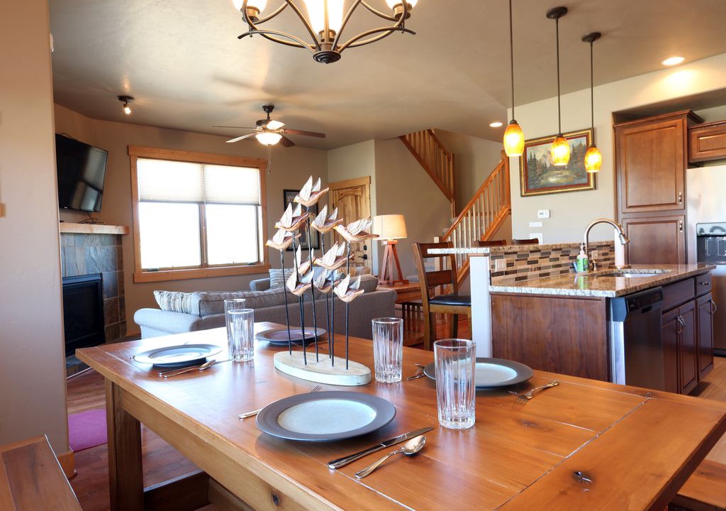 Tabernash Apartment | Spacious mountain home with Hot Tub, 15 minutes to Winter Park Resort