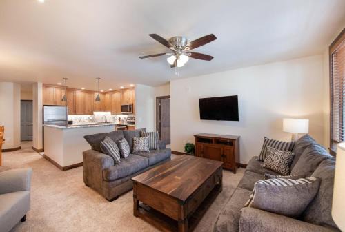 Winter Park Apartment | Spectacular Ski-In Ski-Out Zephyr Mountain Lodge Condo with Village Corridor View condo