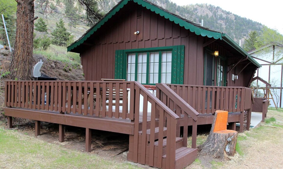 Fawn Valley Inn Estes Park | Estes Park