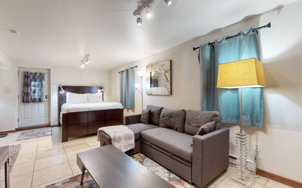 Intermountain Apartment | Studio flat ∙ 4 guests