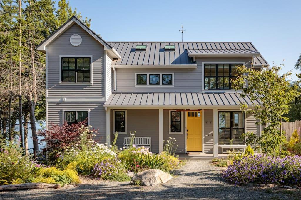 Eastsound House | Stunning 4BR Waterfront Home in Eastsound with Private Sauna and Beach Access