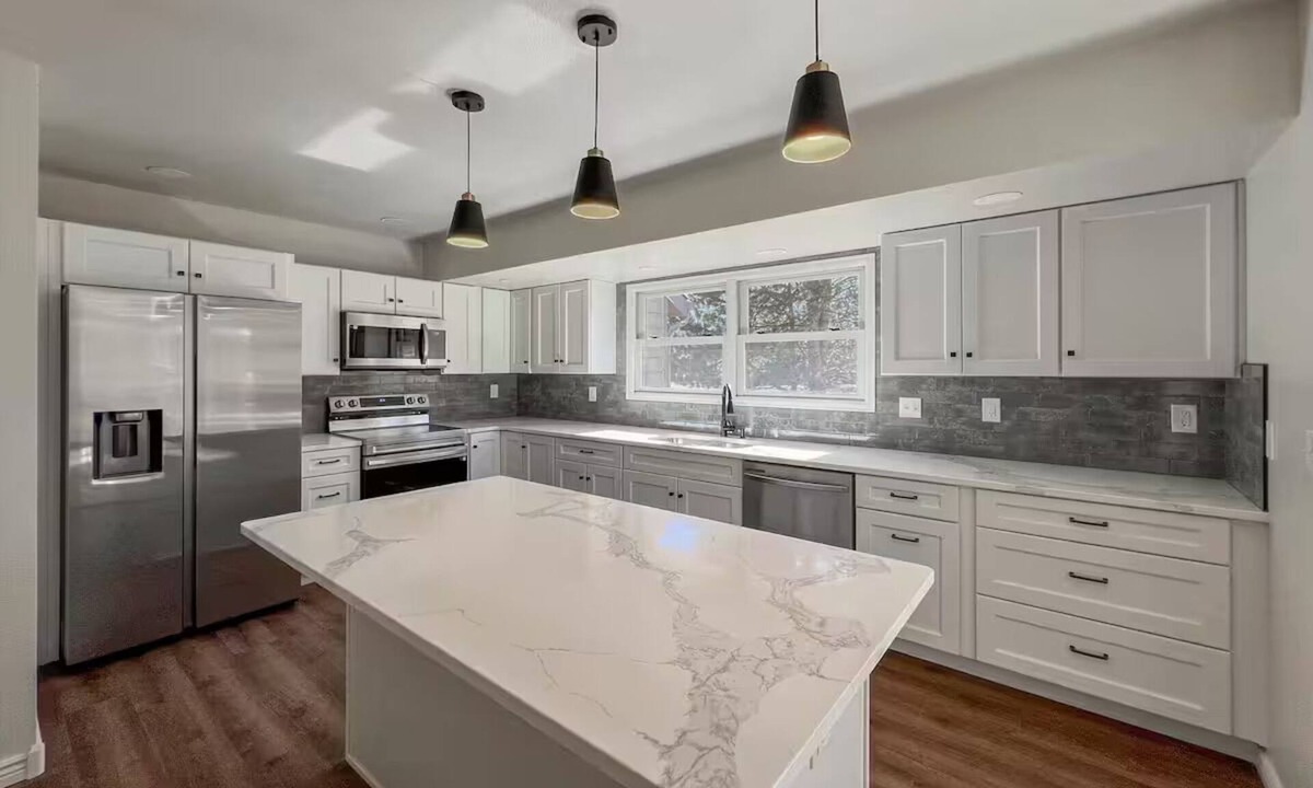 Fort Collins House | Stunning 5 Bed/4 Bath Townhouse