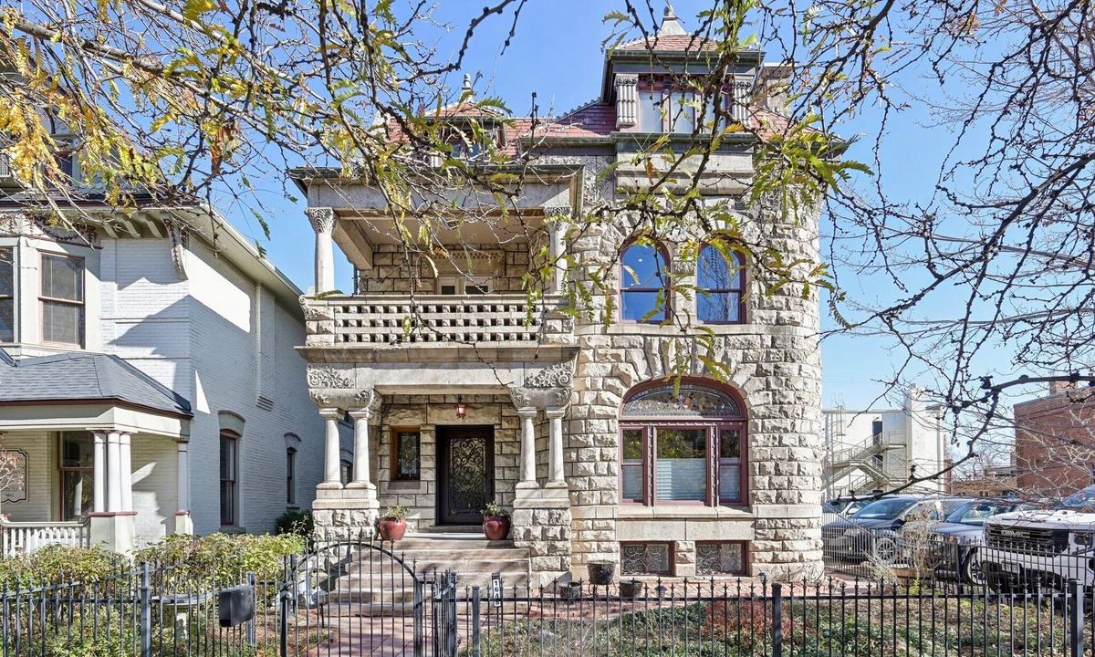 Uptown House | Stunning Luxury Castle in Downtown Denver