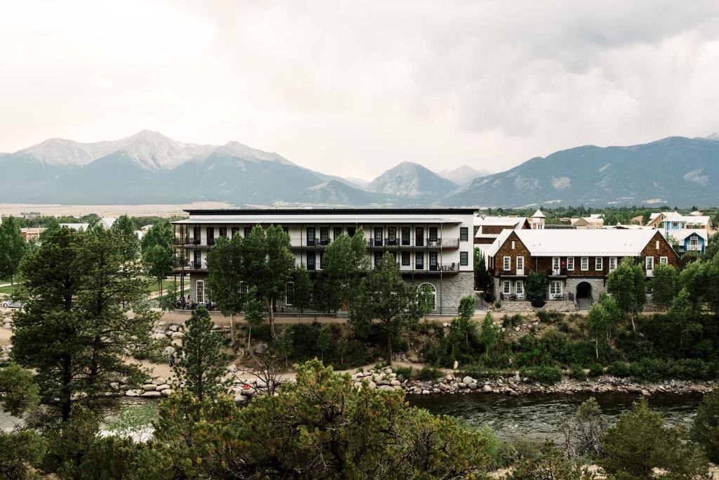 Buena Vista Hotel | Surf Hotel & Chateau