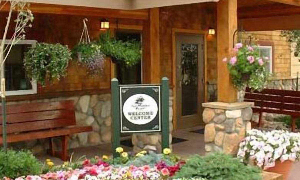 Summit Cove Apartment | Swan Mountain Resort