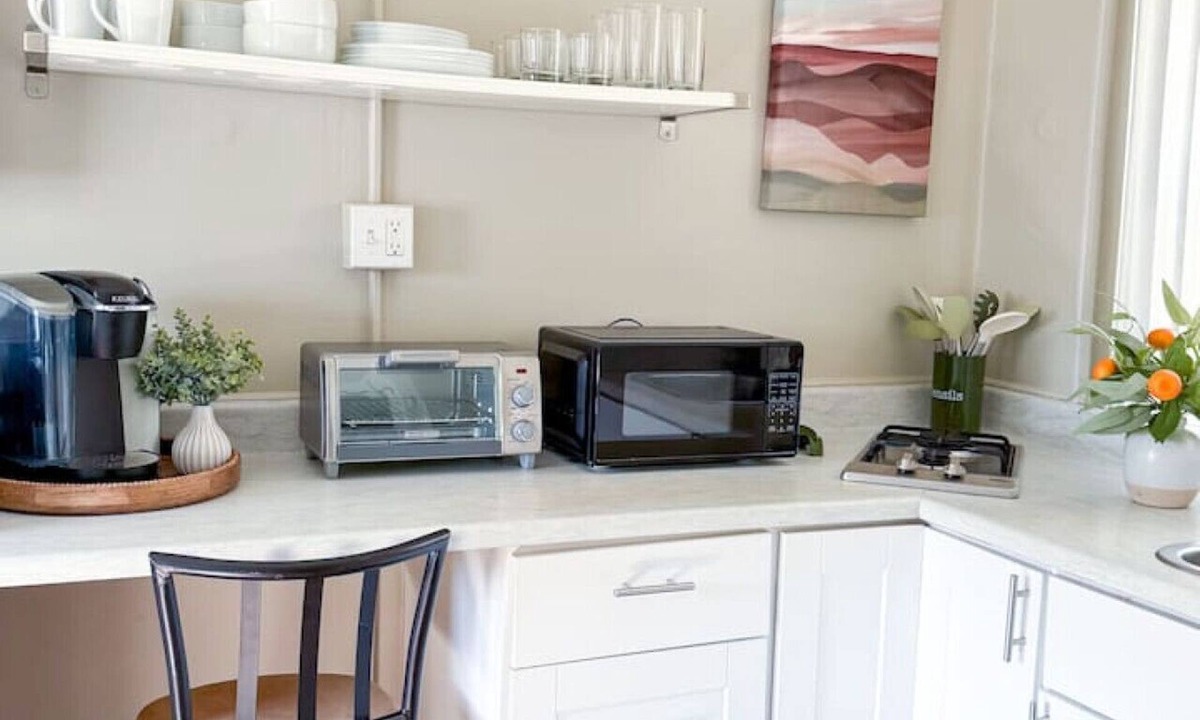 Arvada Apartment | Teeny-tiny studio in Olde Town