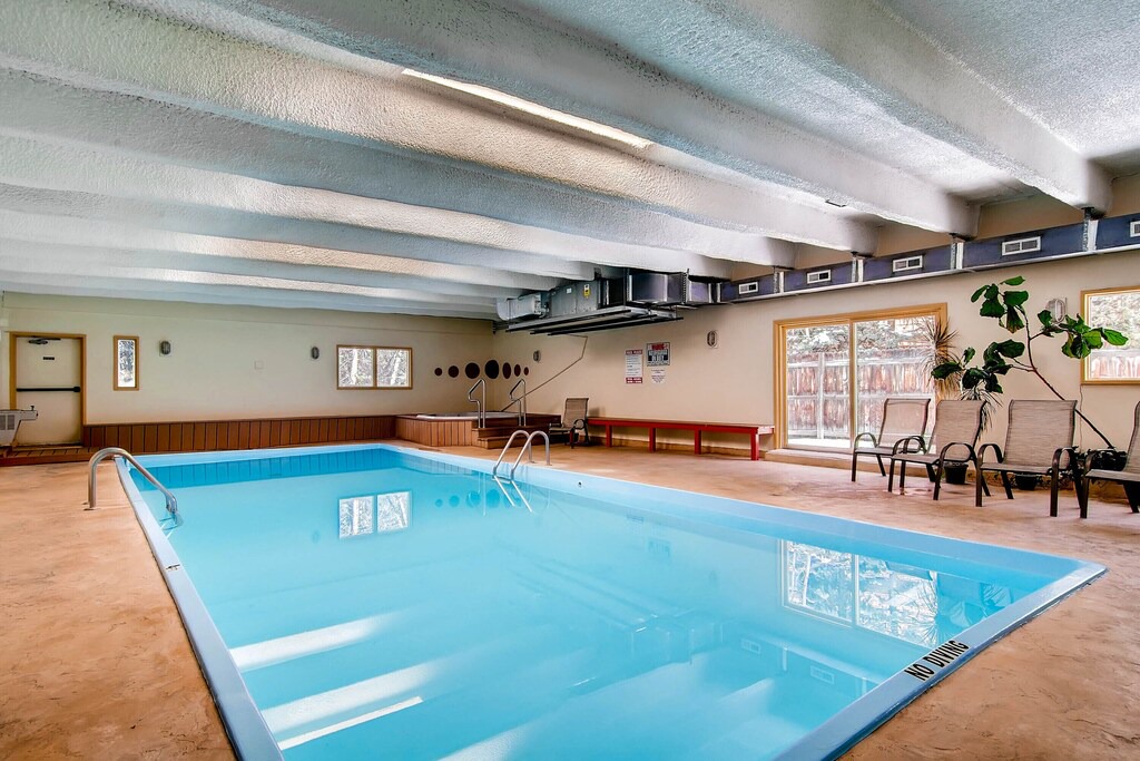 Frisco Condo | Ten Mile Island c220 in Frisco