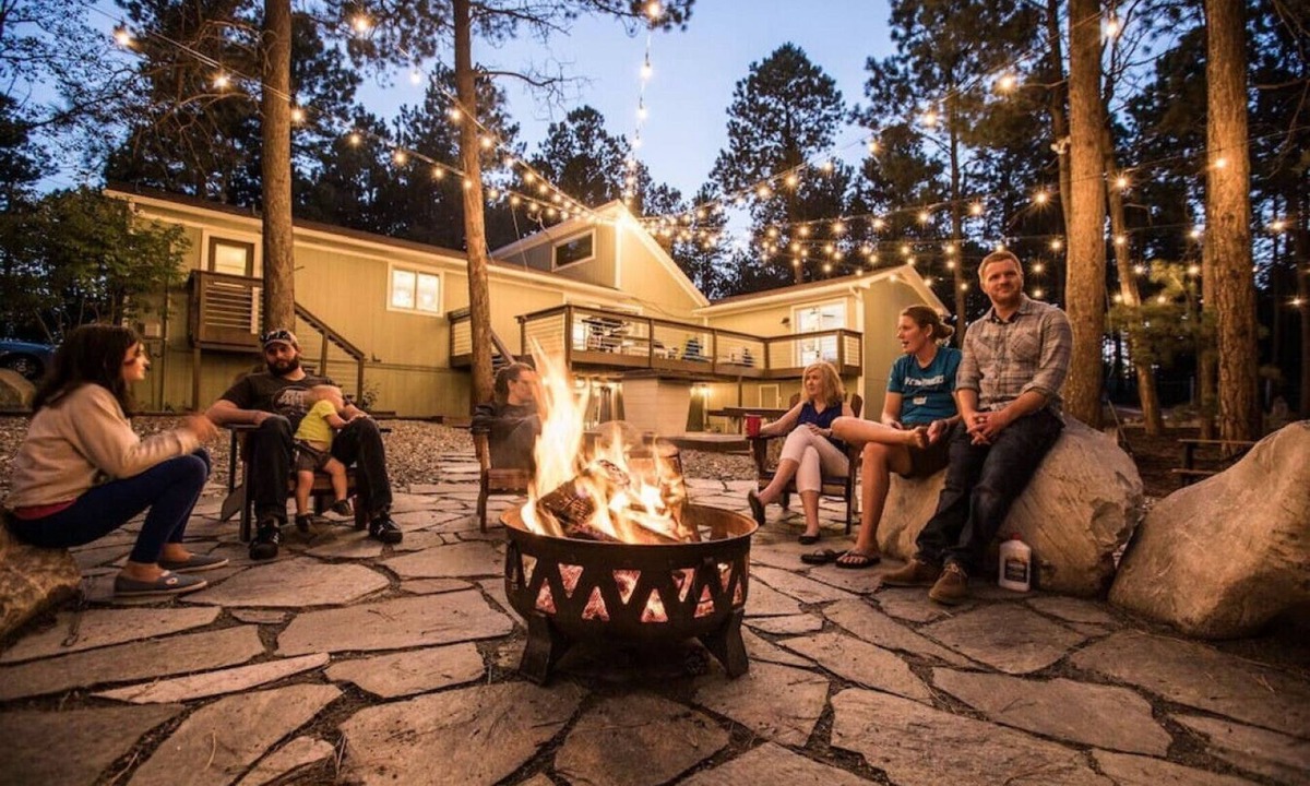 Colorado Springs House | THE FAMILY FOREST · ★3 Acres Of Forest★Lighted Yard★Chef Kitchen★