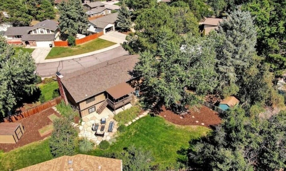 Village Seven House | The Memory Maker! 2 King Beds - Garage - Hiking!