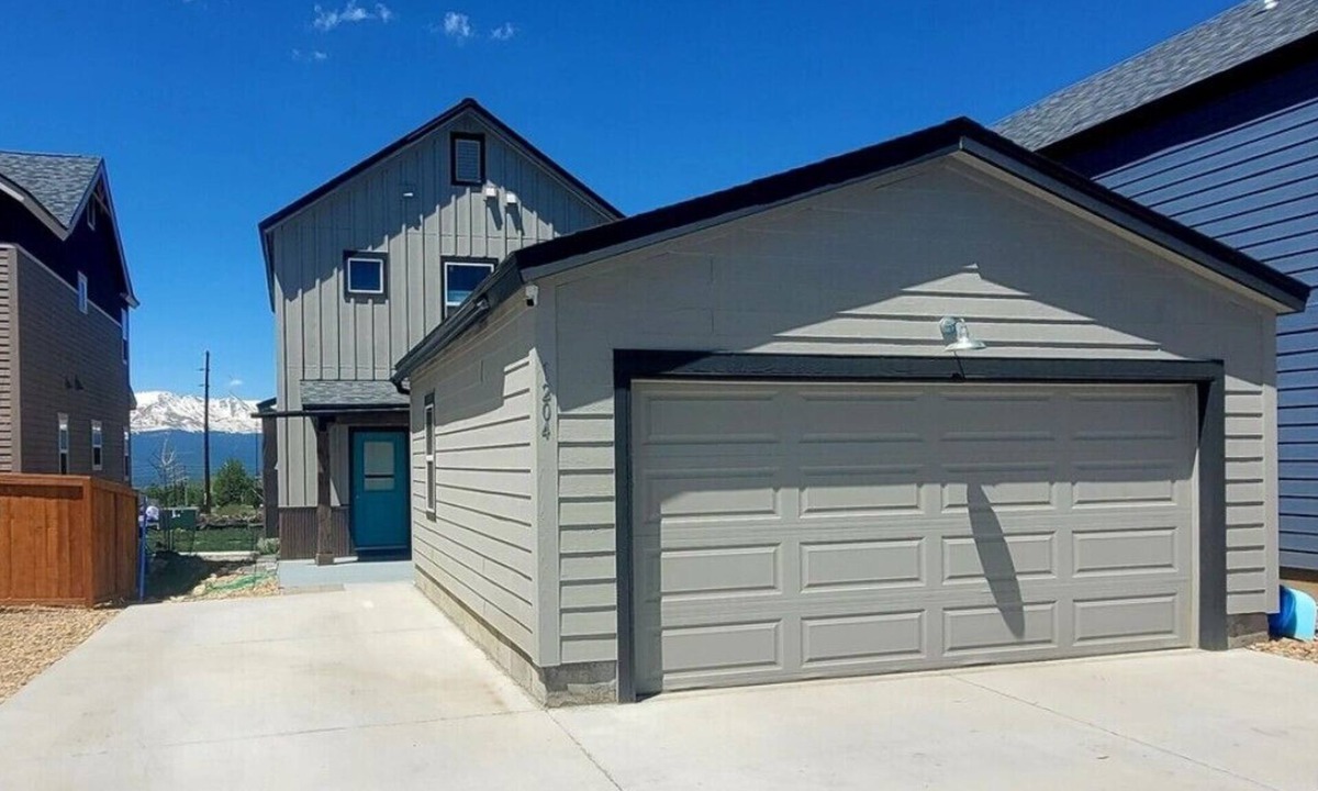 Leadville House | the Sunset House - modern comfort with spectacular views - 3 Bedrooms