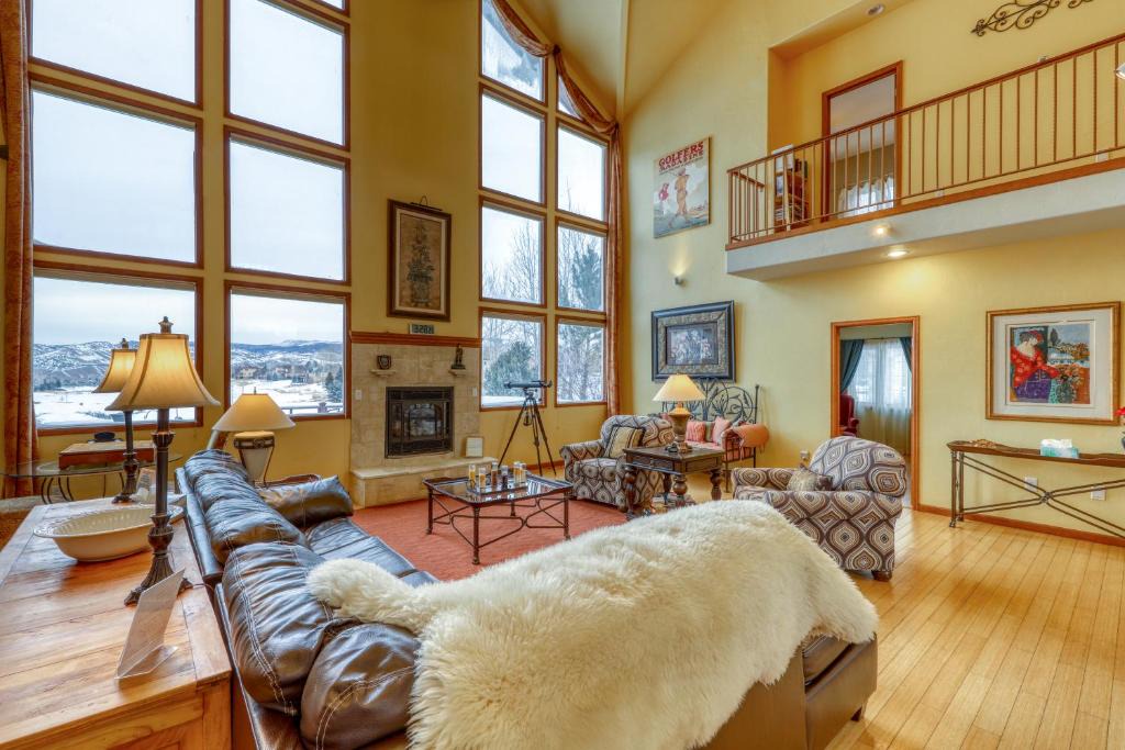 Gypsum House | The Timberwolf on Cotton Ranch
