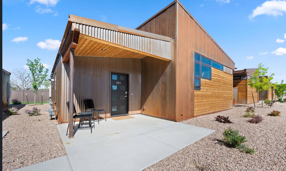 Clifton House | The Zen @ Palisade Legends