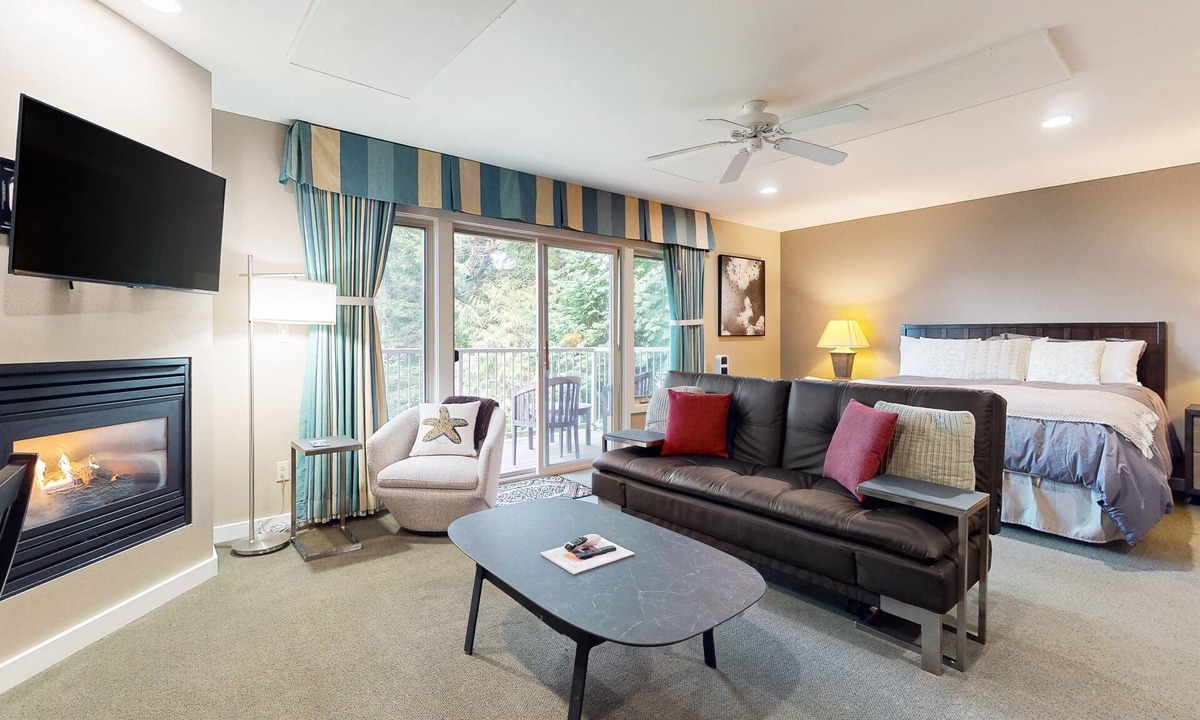 Rosario Condo | Three ocean/mountain view condos with balconies, near Moran State Park