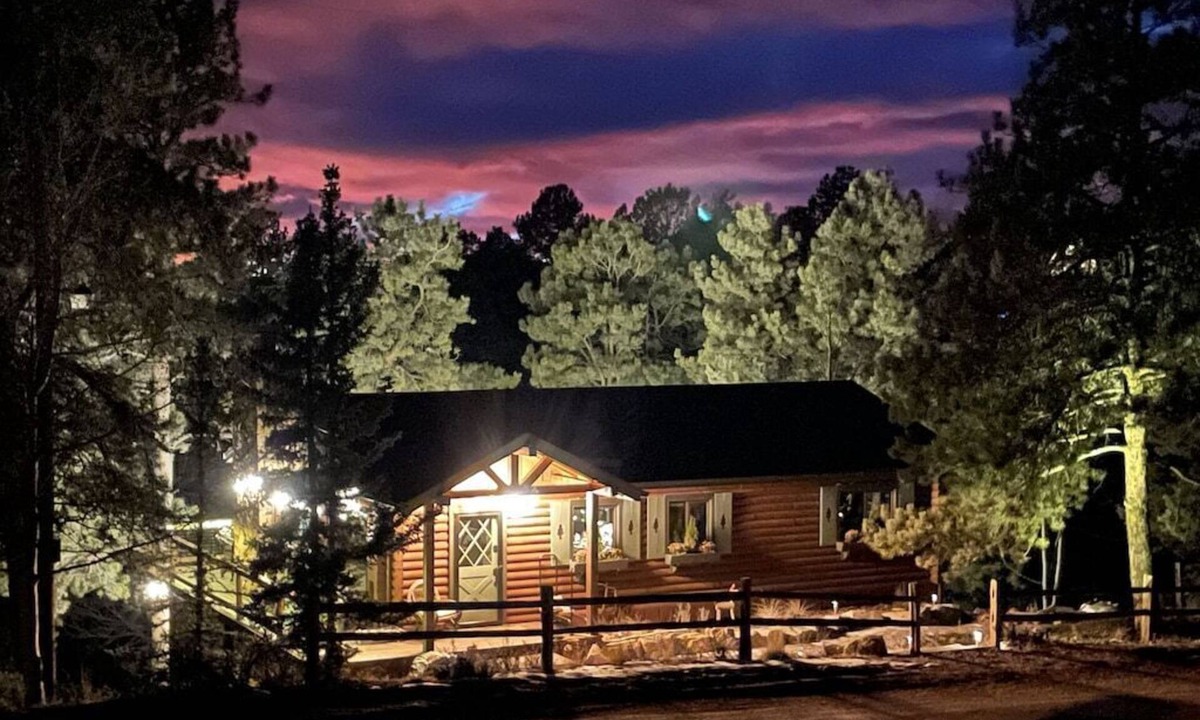 Florissant Cabin | Timber Ridge - Memories are made here!