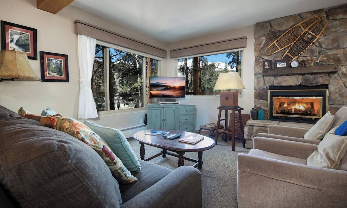 Peak 9 Condo | Timbernest Blue Spruce Condo: Sweet Breck Location