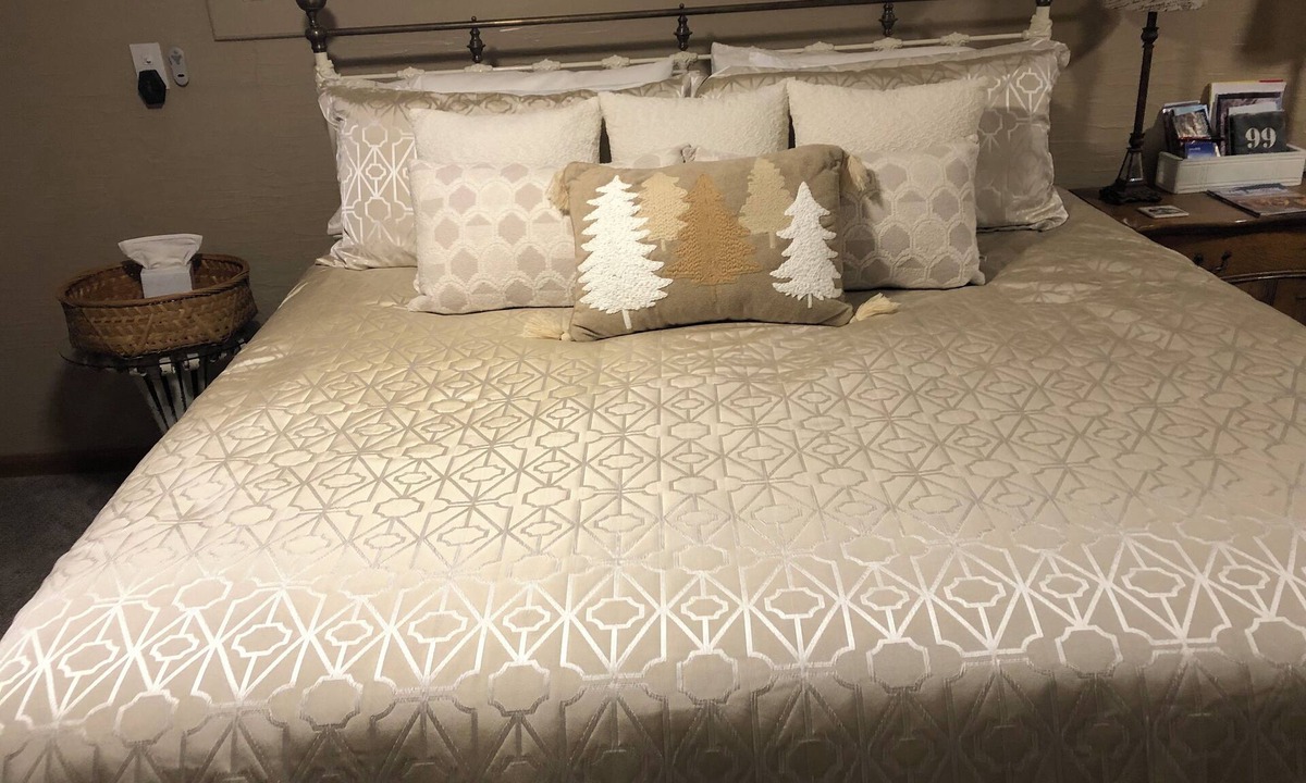 Grand Junction Apartment | Tranquil East Wing Suite Redlands Grand Junction, Colorado