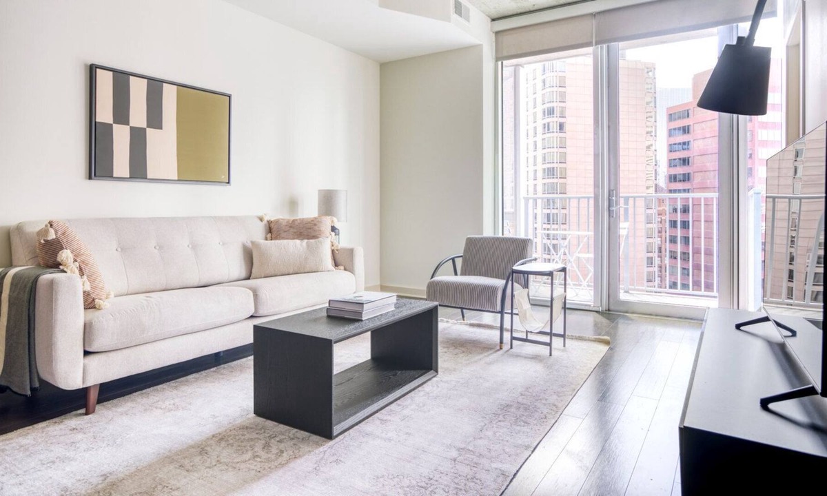 Uptown Apartment | Trendy Upper Downtown 1BR w/ Gym & Pool near 16th St Mall, by Blueground