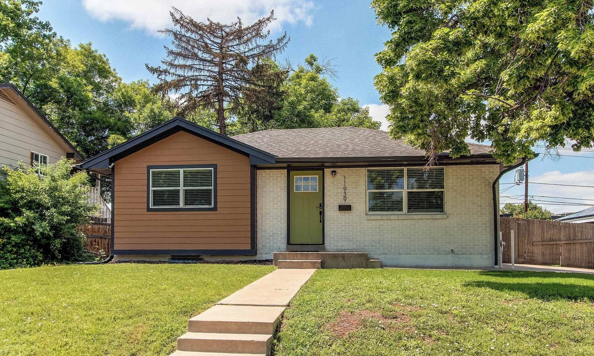 Northglenn House | Updated Family Home in Northglenn with Fenced Yard