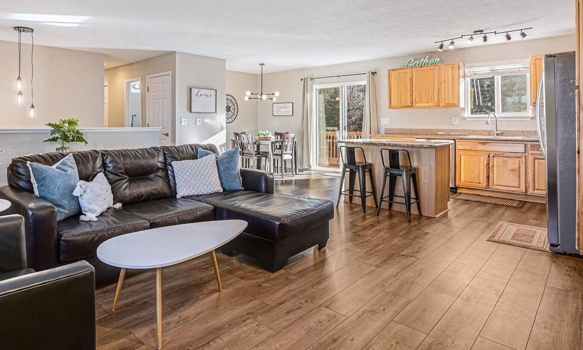 Castle Rock House | Updated, Open 3 bedroom at the Foot of the Rock!