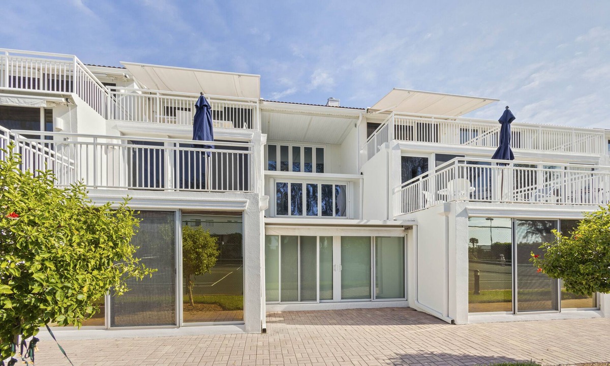 Longboat Key Condo | Upscale Oceanfront – Club Longboat #334 RVA